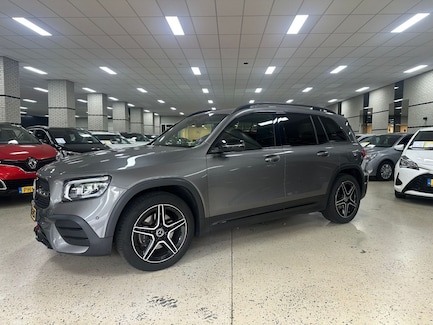 Mercedes-Benz GLB 0
