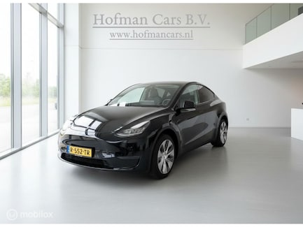 Tesla Model Y 0