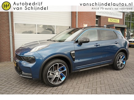 Lynk & Co 01 0