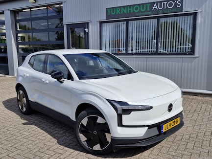 Volvo EX30 0