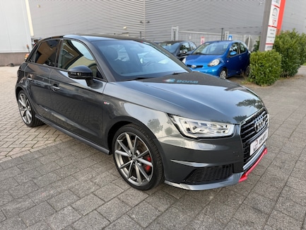 Audi A1 0