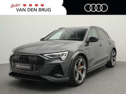 Audi E-tron 0