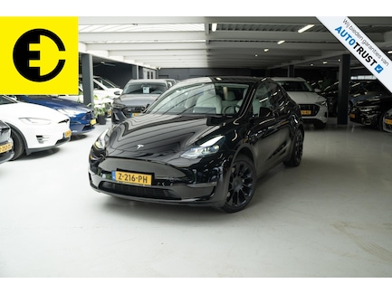 Tesla Model Y 0