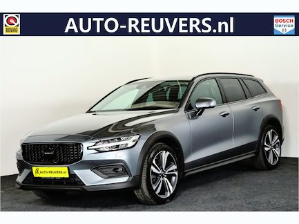 Volvo V60 Cross Country 0