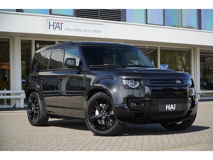 Land Rover Defender 0