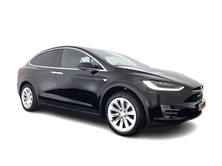 Tesla Model X 0