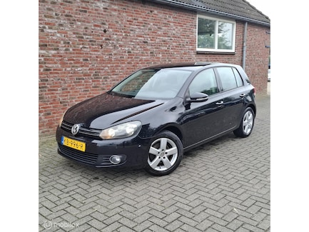 Volkswagen Golf 0