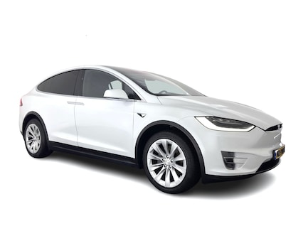 Tesla Model X 0