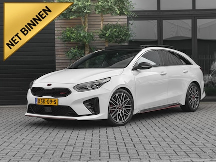 Kia ProCeed 0