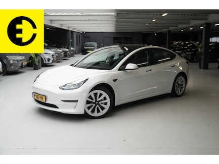 Tesla Model 3 0