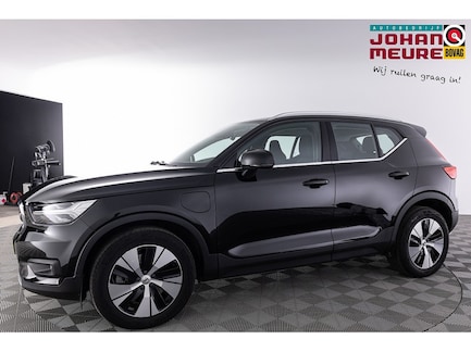Volvo XC40 0