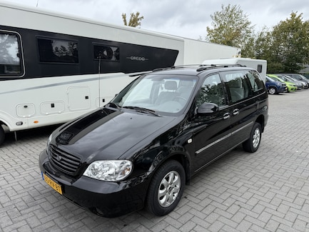 Kia Carnival 0