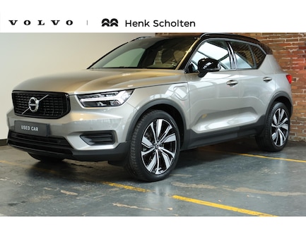 Volvo XC40 0
