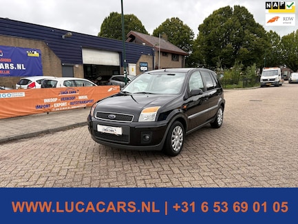 Ford Fusion 0