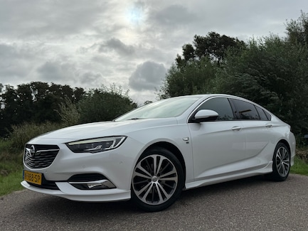 Opel Insignia 0