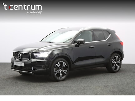 Volvo XC40 0