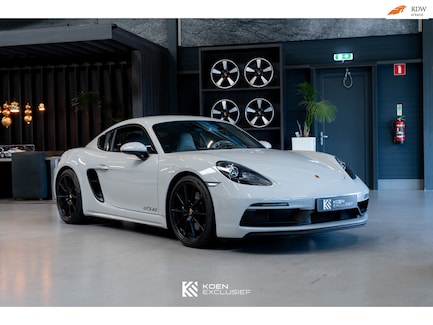 Porsche 718 Cayman 0