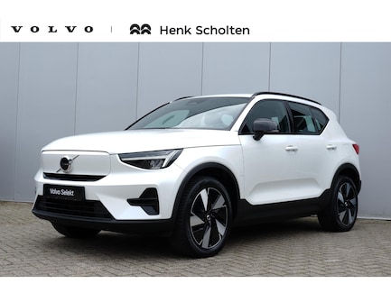 Volvo EX40 0