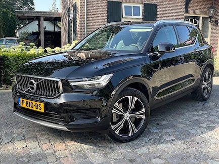 Volvo XC40 0