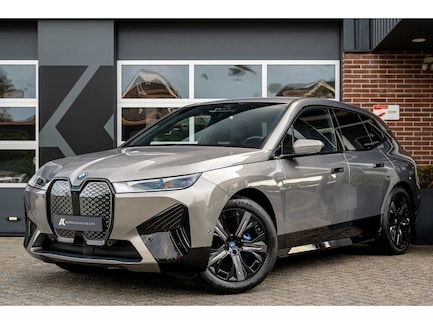 BMW iX 0