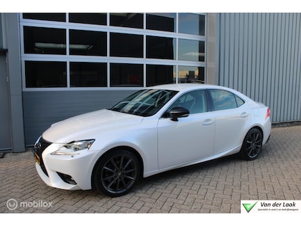 Lexus IS 0