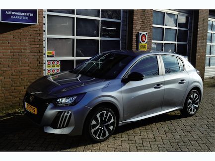 Peugeot 208 0