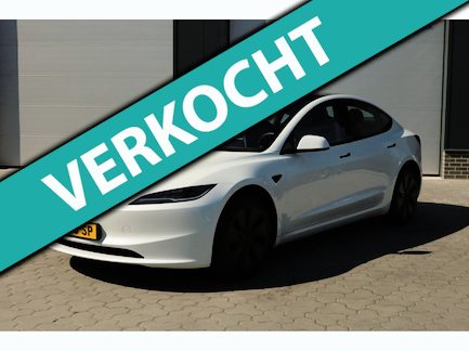 Tesla Model 3 0