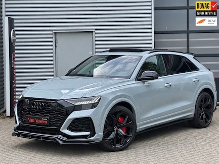 Audi RS Q8 0