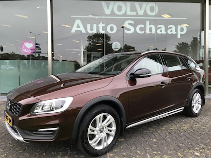 Volvo V60 Cross Country 0