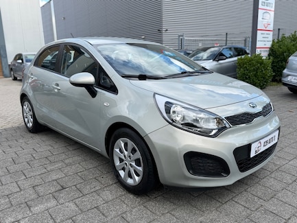 Kia Rio 0