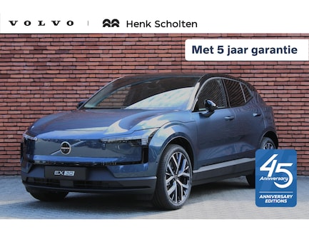 Volvo EX30 0