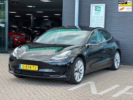 Tesla Model 3 0