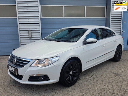 Volkswagen Passat CC 0