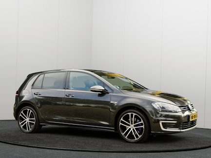 Volkswagen Golf 0