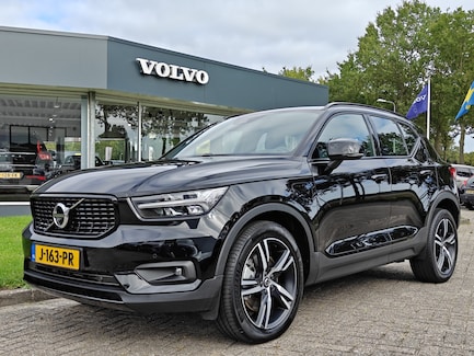 Volvo XC40 0