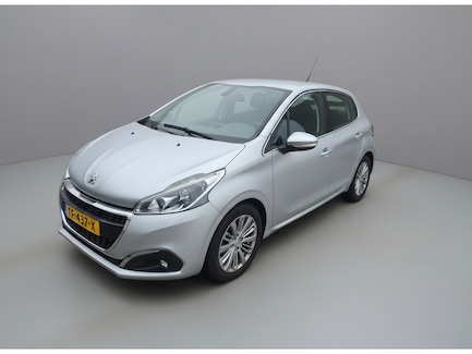 Peugeot 208 0