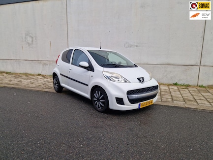 Peugeot 107 0
