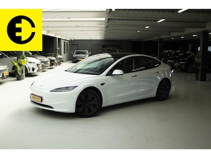 Tesla Model 3 0