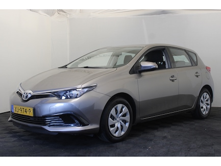 Toyota Auris 0