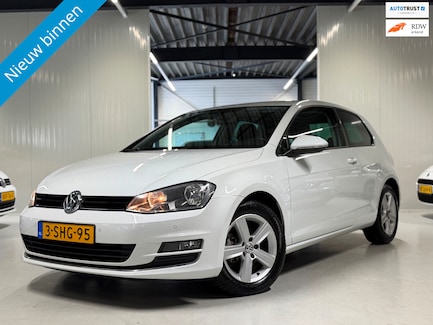 Volkswagen Golf 0