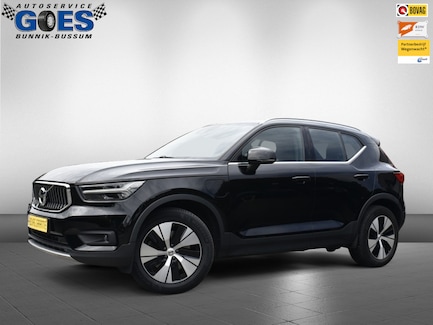 Volvo XC40 0