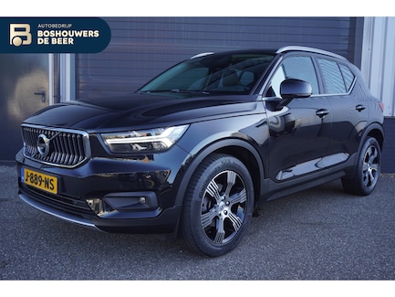 Volvo XC40 0