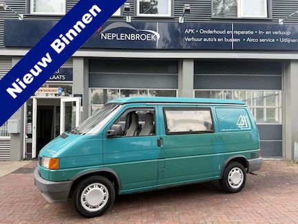 Volkswagen California 0