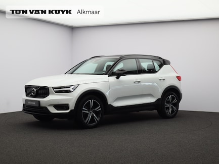 Volvo XC40 0