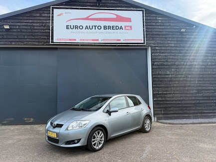 Toyota Auris 0
