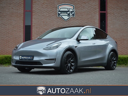Tesla Model Y 0