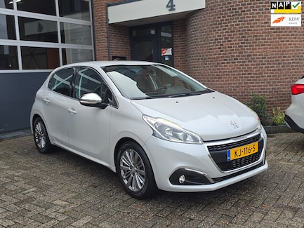 Peugeot 208 0