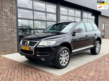 Volkswagen Touareg 0