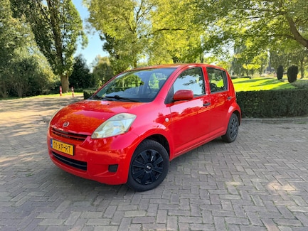 Daihatsu Sirion 0