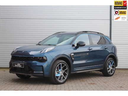 Lynk & Co 01 0